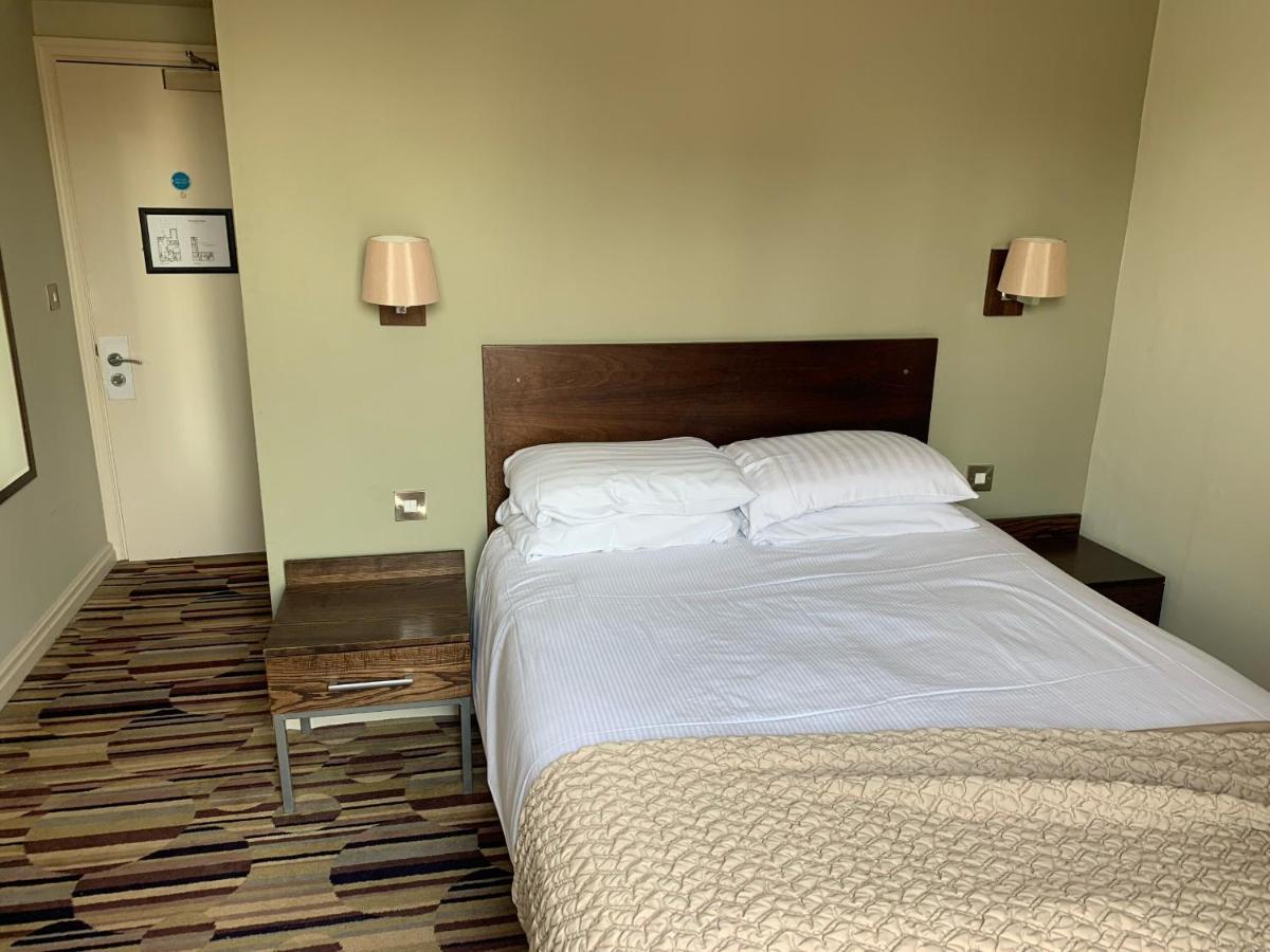 George And Dragon Bed & Breakfast Tarvin Room photo